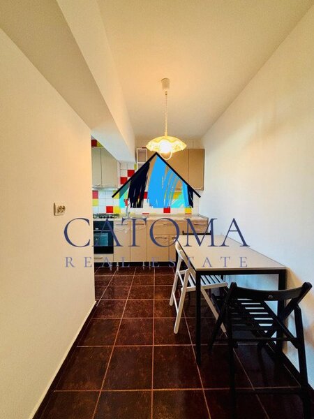 Alba Iulia Rond  stradal  2 balcoane 67 mp